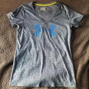 Under Armour Workout Top Blue Blend Size Small Loose Fit